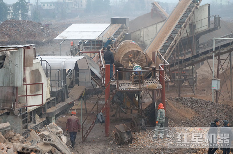 小型建筑垃圾處理現(xiàn)場實拍